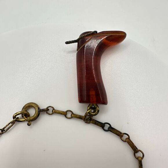 Antique 1930s 1940s gold tone brass chain amber Bakelite boot charms bracelet - Picture 6 of 8
